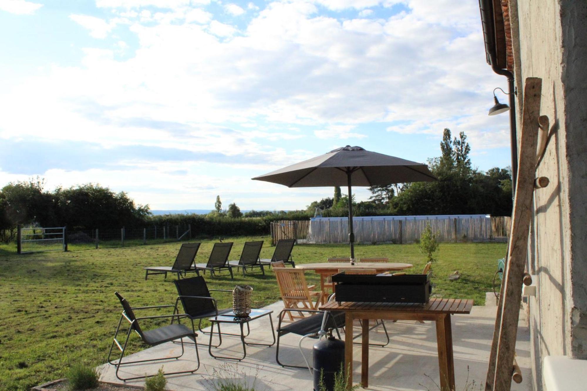 La Bergerie A Palleau, Les Bles Dores Et Les Graines De Lin A Corgengoux, Proches De Beaune Et De Ses Villages Viticoles Holiday home *